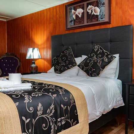 Hotel Forjadores Del Cabo De Hornos بويرتو ويليامز المظهر الخارجي الصورة