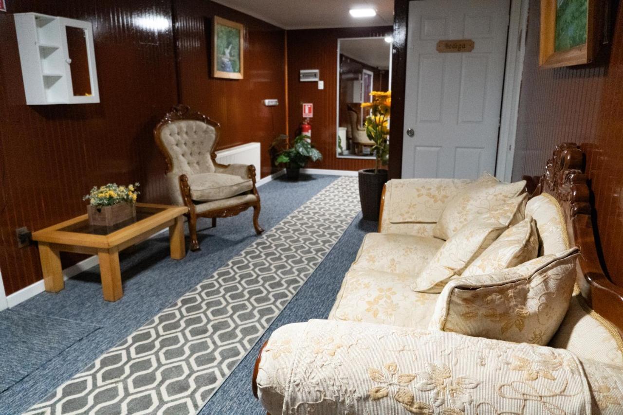 Hotel Forjadores Del Cabo De Hornos بويرتو ويليامز المظهر الخارجي الصورة